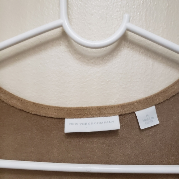 Brown Faux Suede Fringe Western Vest - Picture 3 of 3